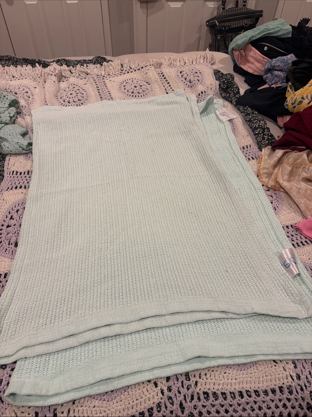 Light Mint Knit Throw Blanket - Soft Breathable Home Bedding